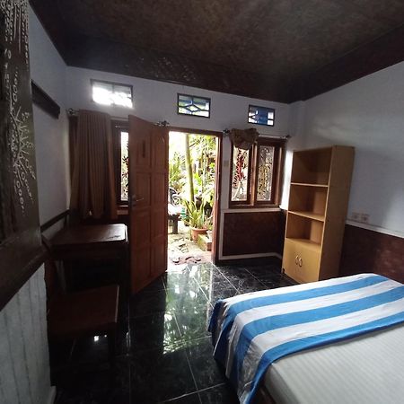 Mini Tiga Homestay Pangandaran Exterior foto